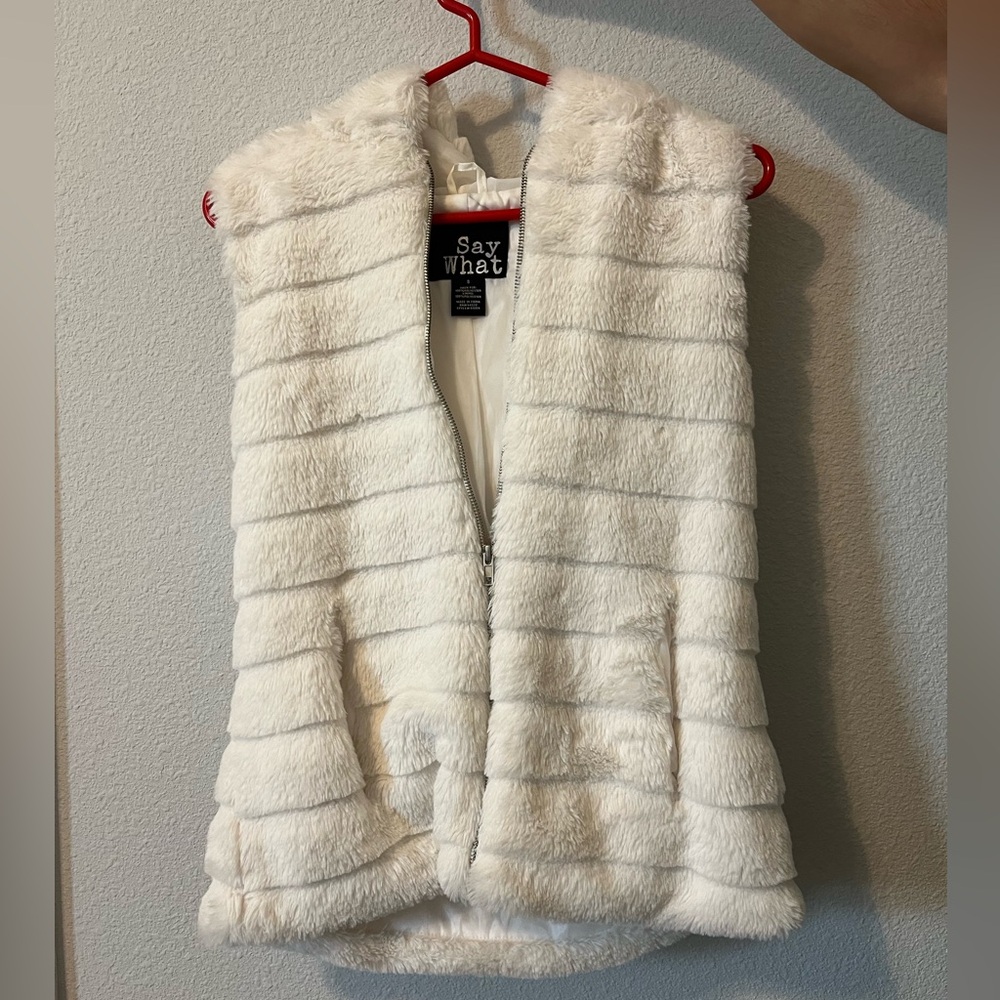 Say What White Faux Fur Vest with Zipper Size Small